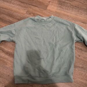 ALO Yoga Women's Sage Green Sweatshirt